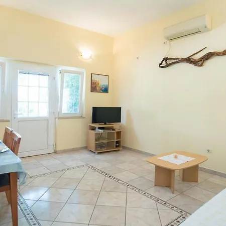 Ana & Bogdan - Two Bedroom With Terrace A4 St